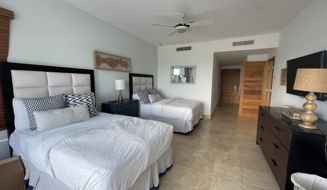 3720_cap_cana_condo_010