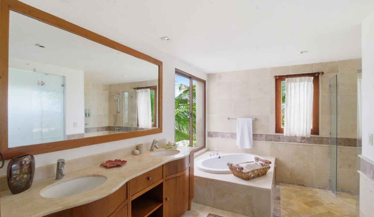 3850_cap_cana_condo_11