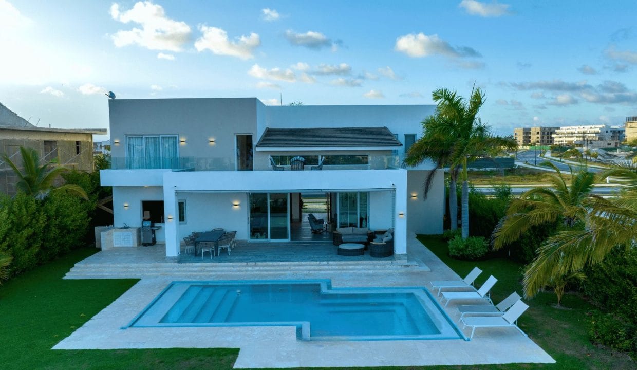 3857_cap_cana_villa_01