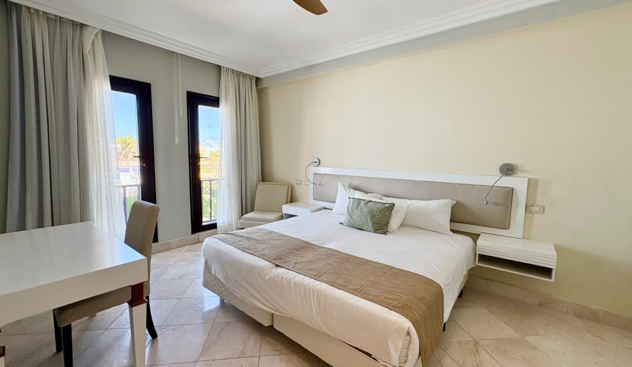third guest bedroom